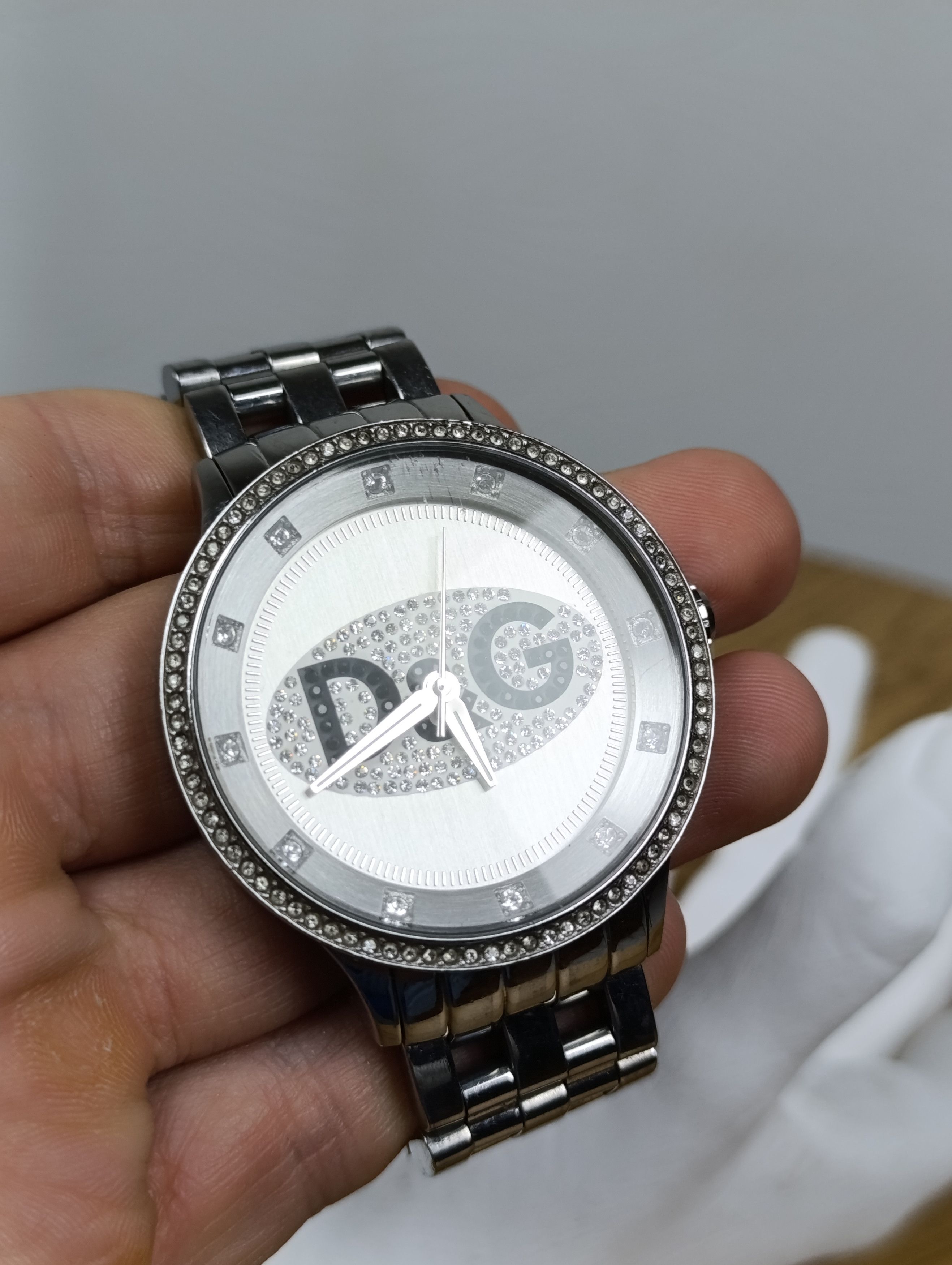 Dolce & Gabbana DOLCE & GABBANA DW0131 LOGO UNISEX CRYSTAL WATCH Size ONE SIZE - 5 Thumbnail