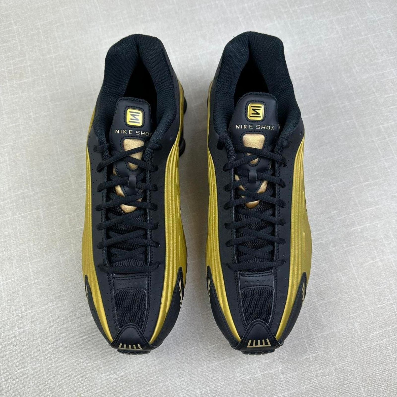 Nike 💛 Nike Shox R4 "Metallic Gold" 11M Size US 11 / EU 44 - 3 Thumbnail