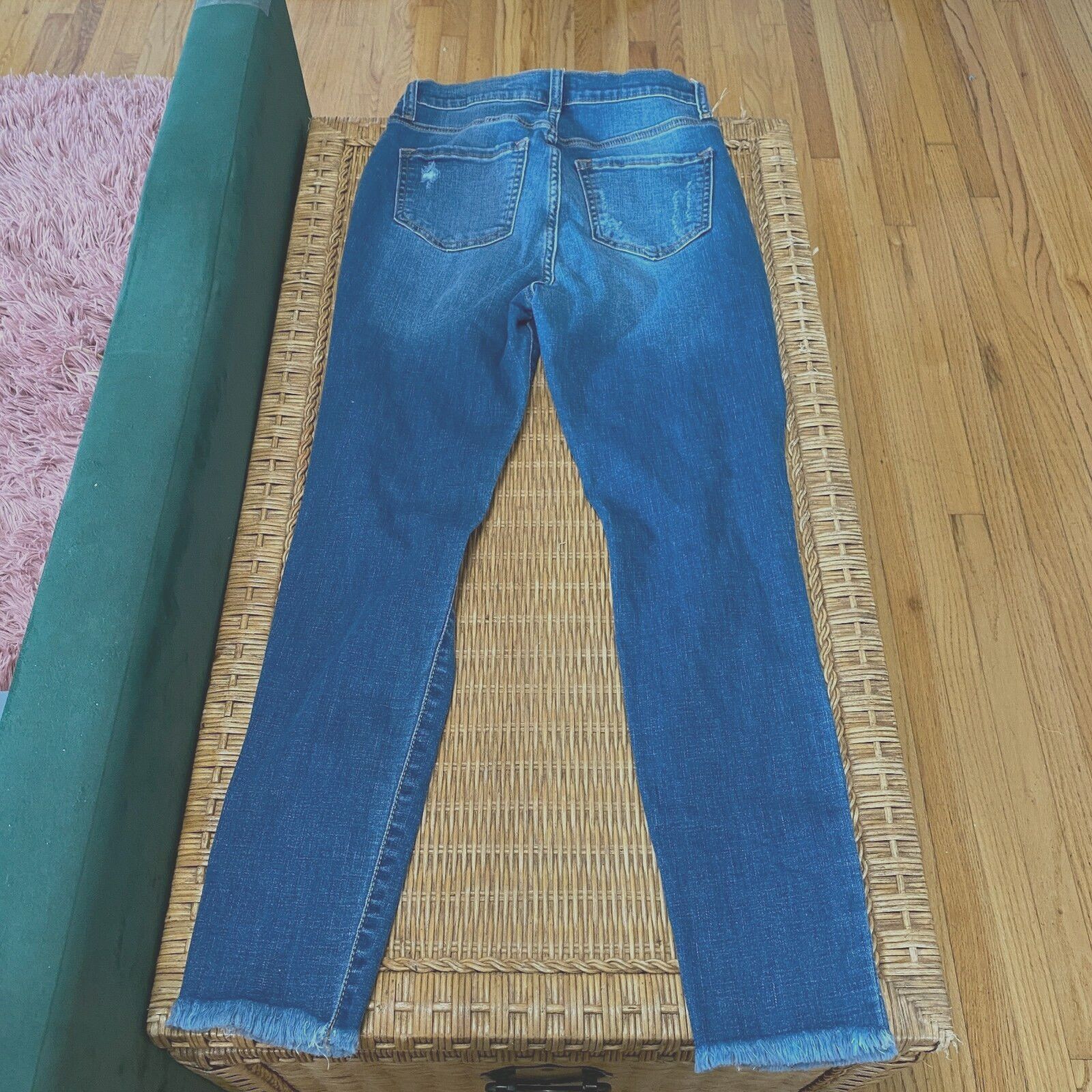 Other Fashion Nova Smiley Distressed Jean Medium Wash Raw Hem Size 27" / US 4 / IT 40 - 2 Thumbnail