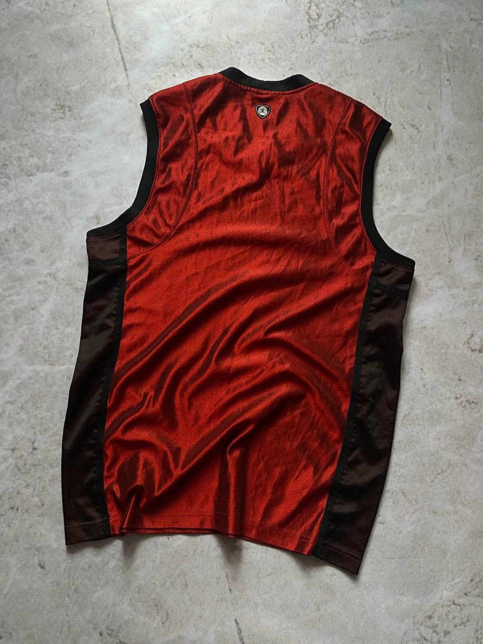 Jordan Brand × Vintage Vintage Jordan Central Logo Tank Tee Jersey Y2K Size US M / EU 48-50 / 2 - 3 Thumbnail