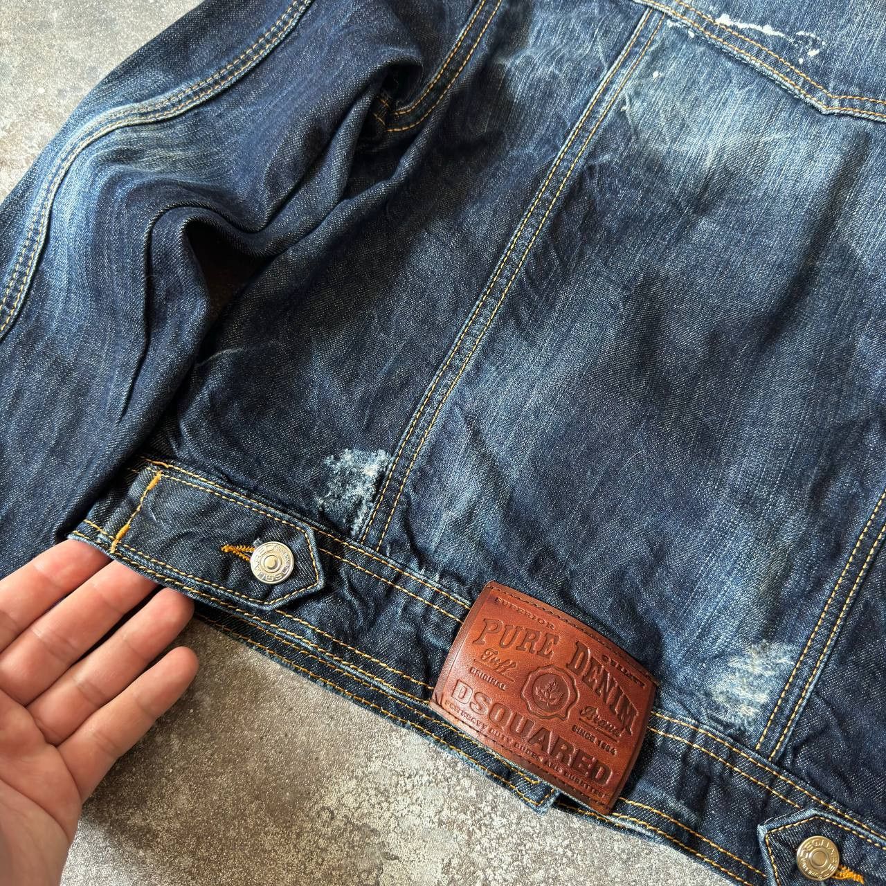 Dsquared2 DSQUARED2 Distressed/Washed Denim Cropped Jacket Size S / US 4 / IT 40 - 11 Thumbnail
