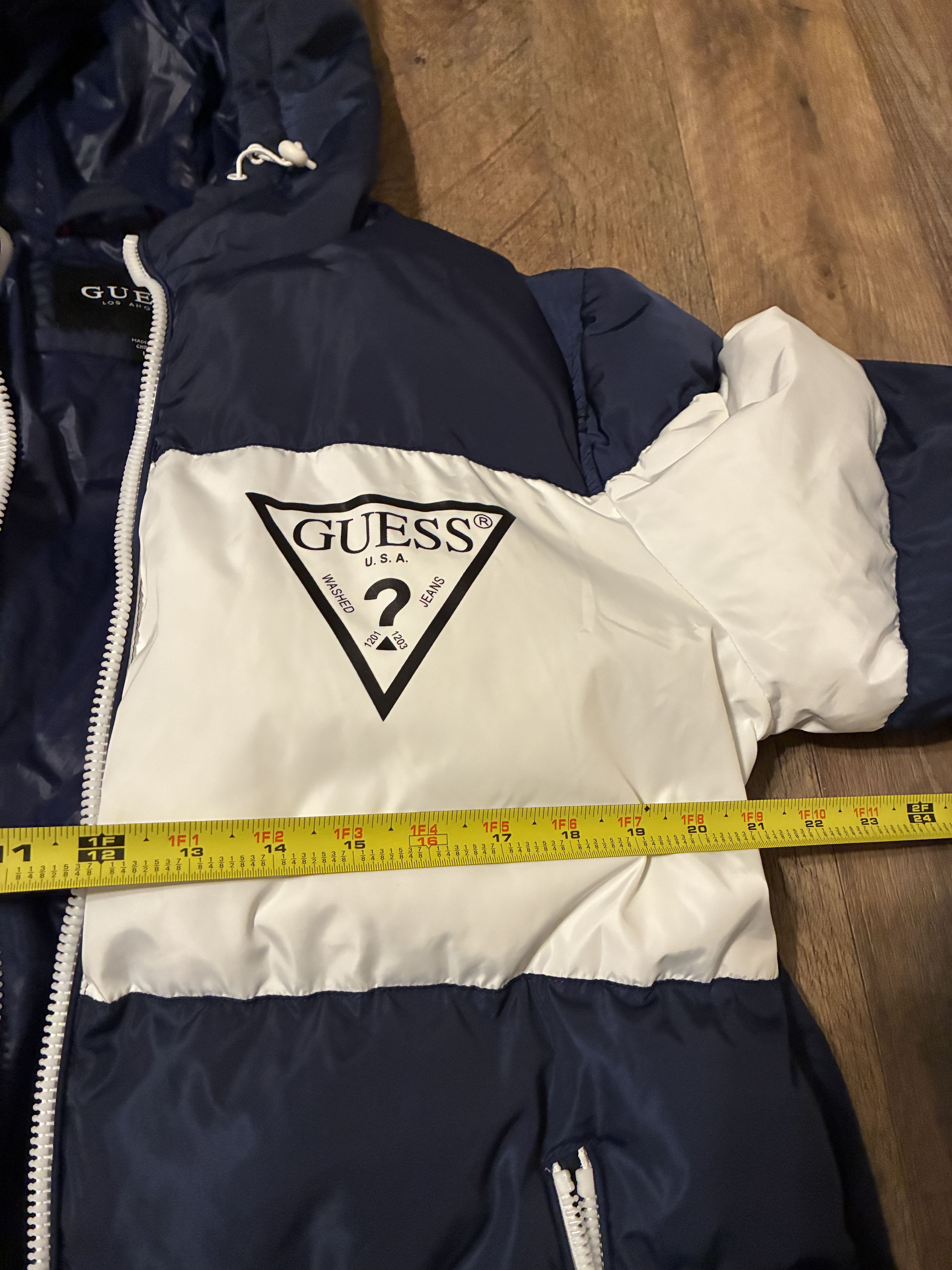 Guess Mens Colorblock Guess Hooded Puffer Coat Jacket Size Large Size US L / EU 52-54 / 3 - 6 Thumbnail