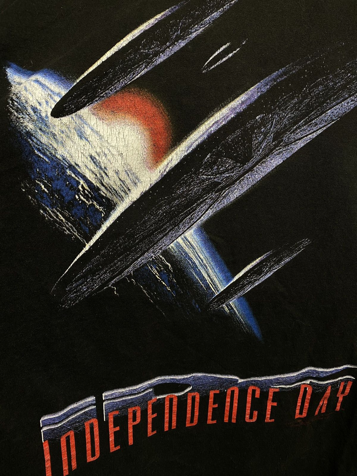 Vintage Vintage 90’s Independence Day T-Shirt Vtg ID4 Movie Tee XL Size US XL / EU 56 / 4 - 5 Thumbnail