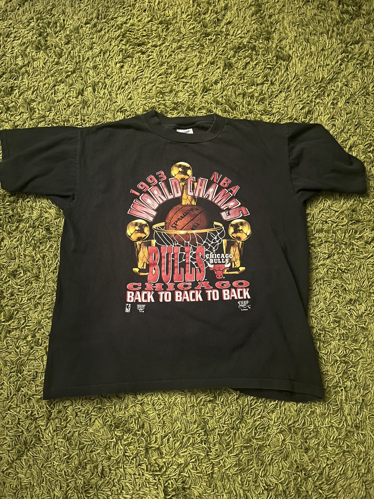 Vintage Vintage 1993 Bulls Championship Tee Official Gear Size US L / EU 52-54 / 3 - 1 Thumbnail