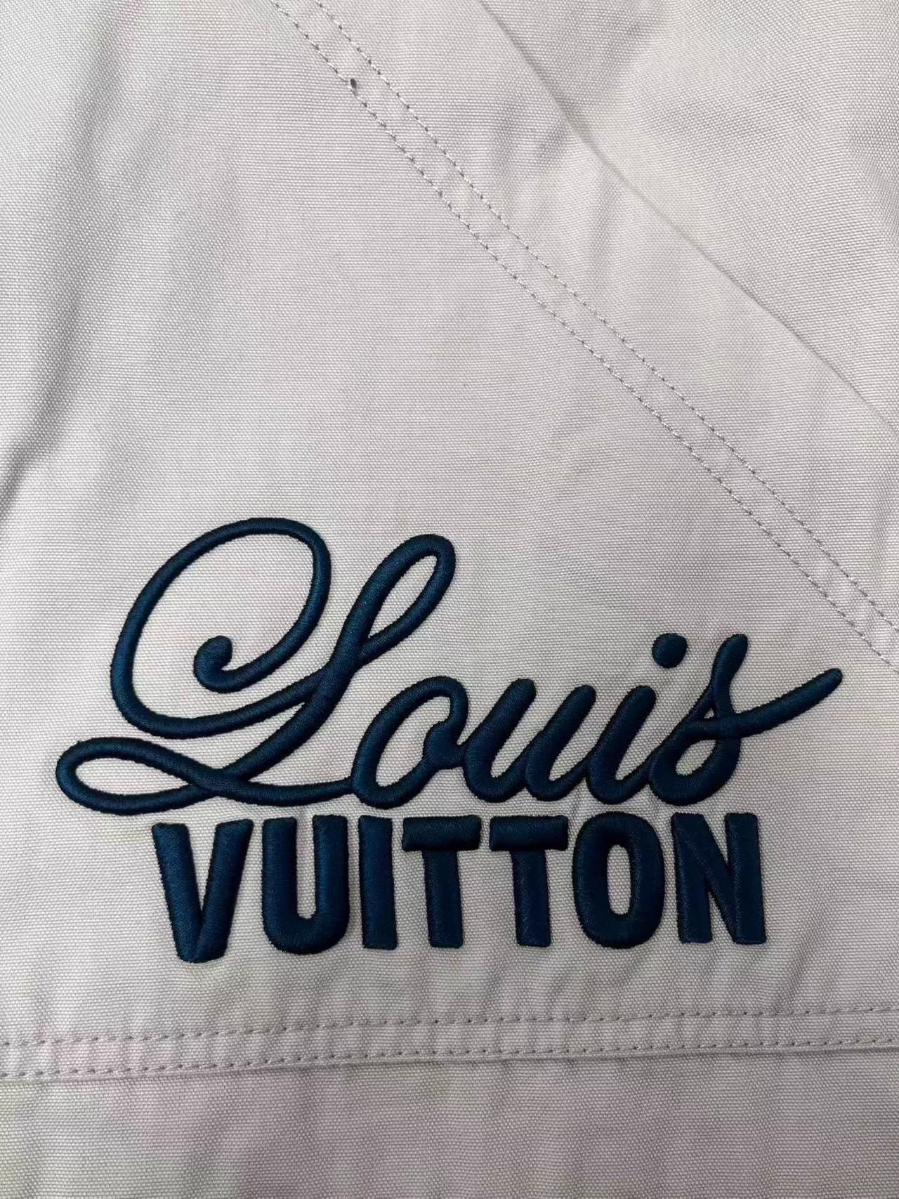 Louis Vuitton LOUIS VUITTON Men's Beige Utility Jacket Size 52 New Size US L / EU 52-54 / 3 - 3 Thumbnail