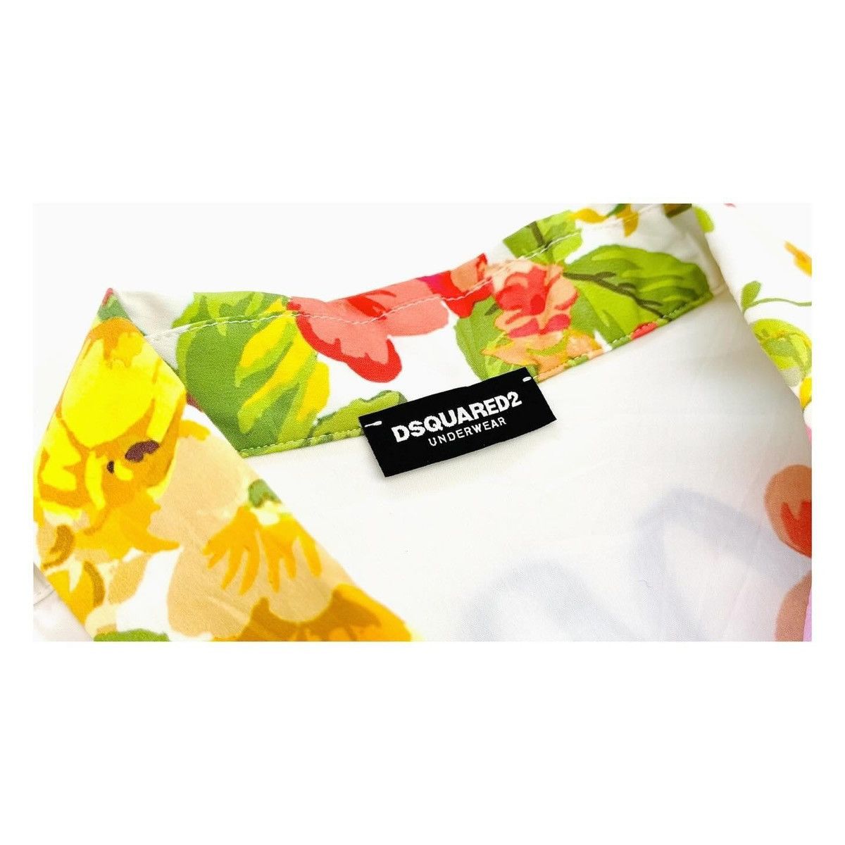 Dsquared2 Dsquared2 Shirt Full prints Size US M / EU 48-50 / 2 - 4 Thumbnail