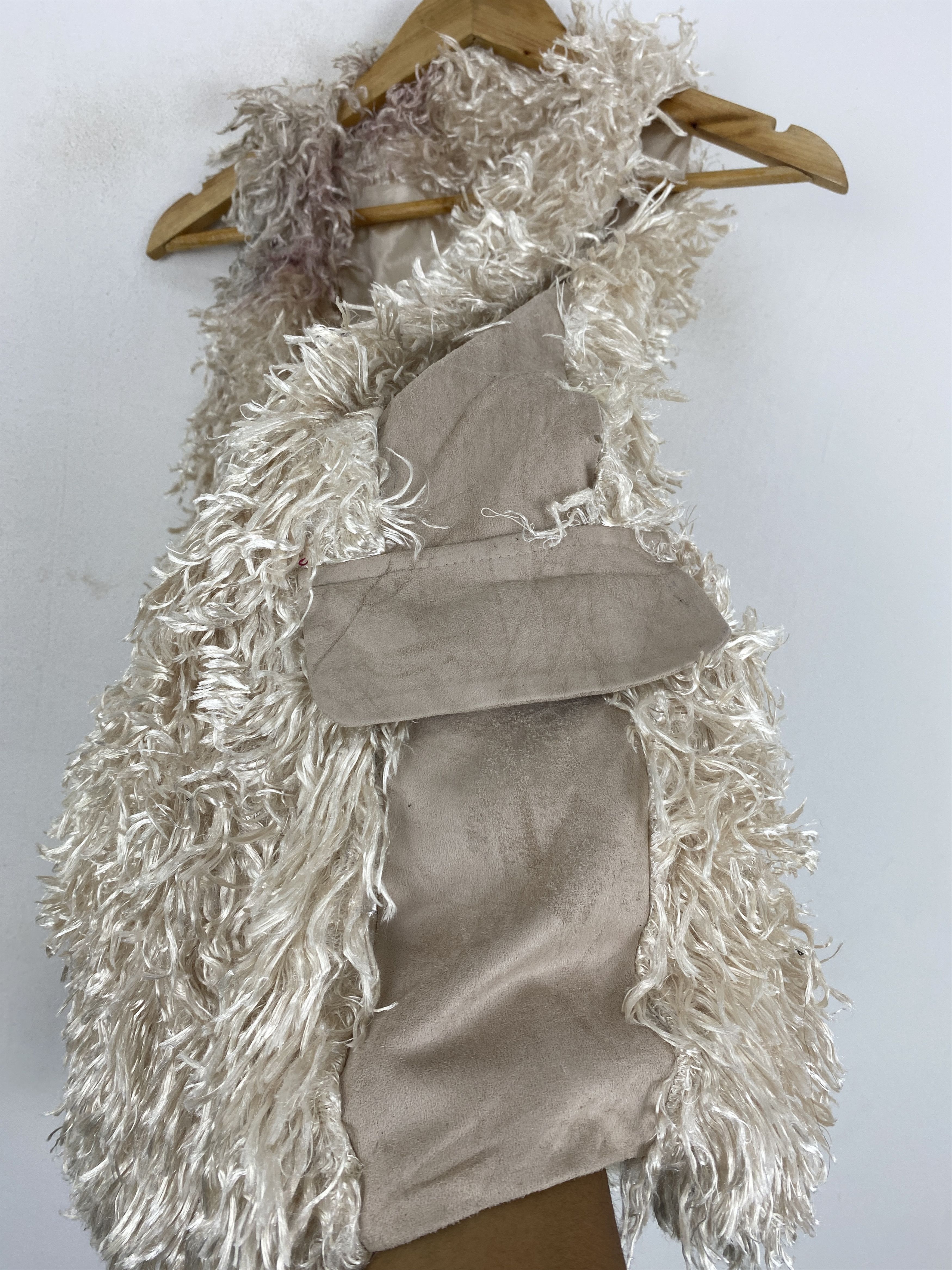 Japanese Brand Vintage Japanese Brand Hyelim Faux Fur Vest J1916 Size US XS / EU 42 / 0 - 7 Thumbnail