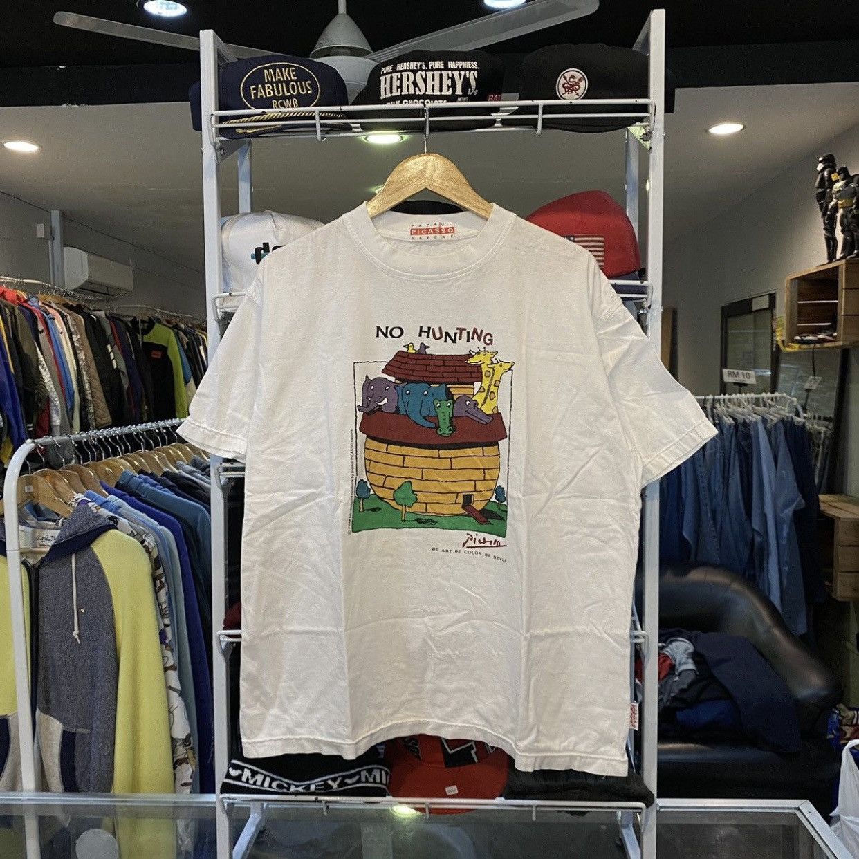 Vintage Vintage Art Papaul Picasso Sapone No Hunting tee shirt Size US L / EU 52-54 / 3 - 1 Thumbnail