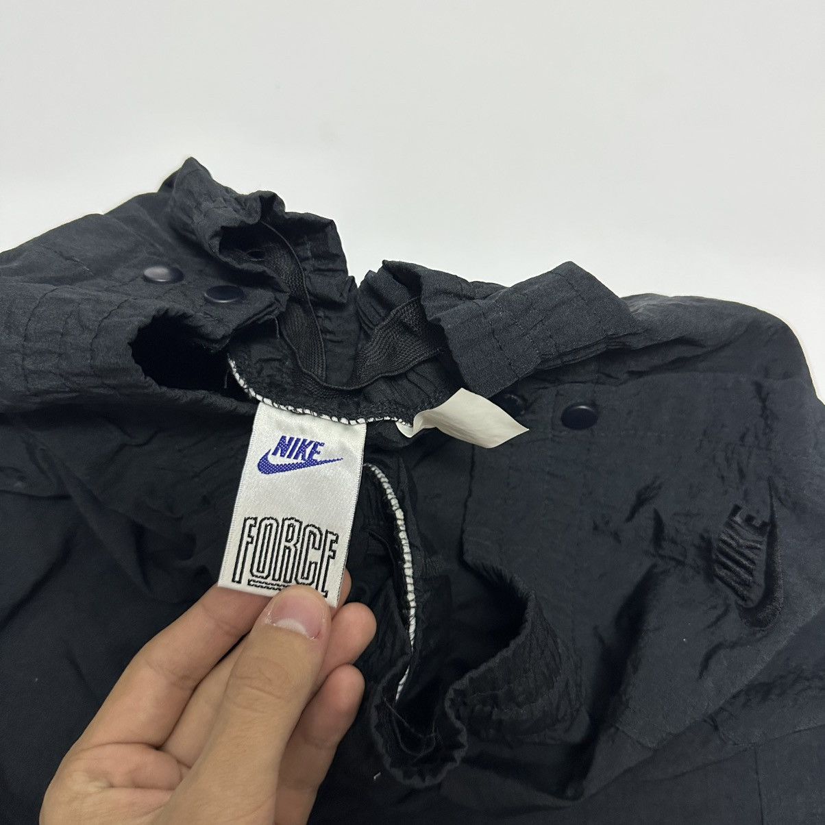 Nike Rare Nike Nylon Force vintage Pants 90s Y2K Drill baggy Size US 36 / EU 52 - 5 Thumbnail