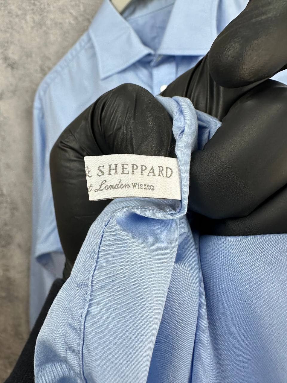 Anderson & Sheppard Anderson & Sheppard Savile Row Light Blue Dress Shirt French Size US XL / EU 56 / 4 - 15 Thumbnail