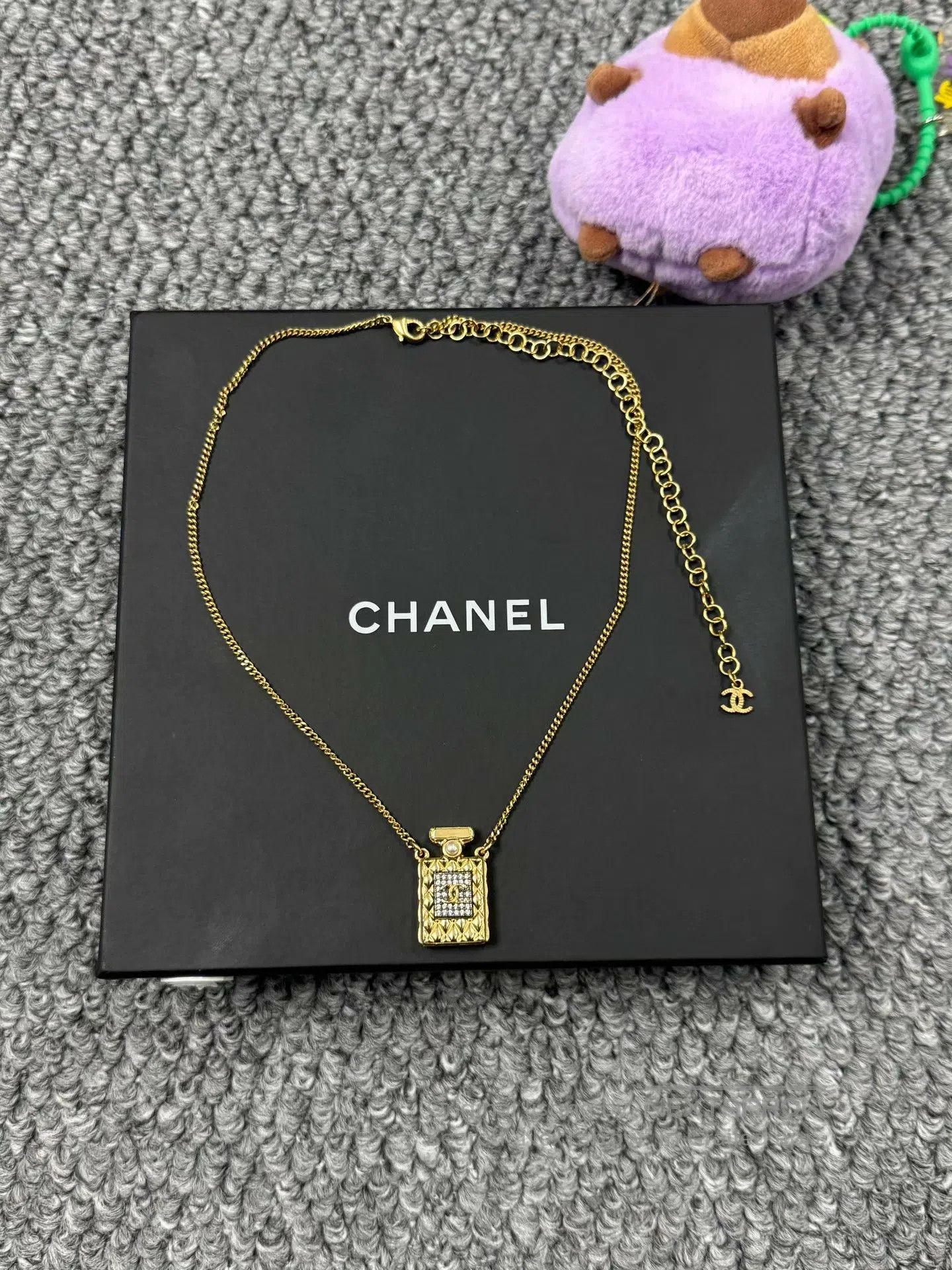 Chanel Chanel Gold Double C Perfume Bottle Necklace| Size ONE SIZE - 2 Thumbnail