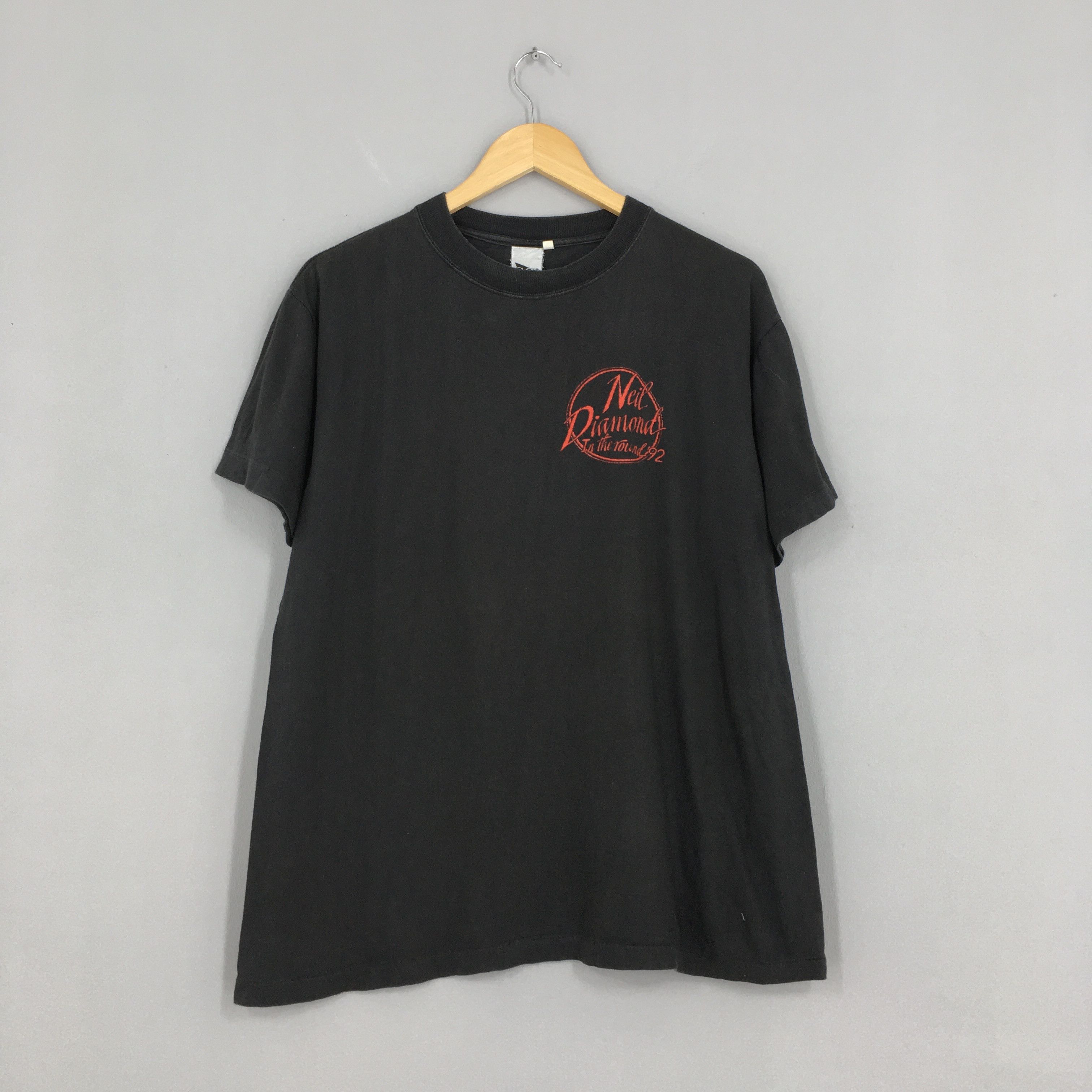 Band Tees × Vintage Vintage Neil Diamond Classics Rock Black Tshirt Large Size US L / EU 52-54 / 3 - 2 Thumbnail