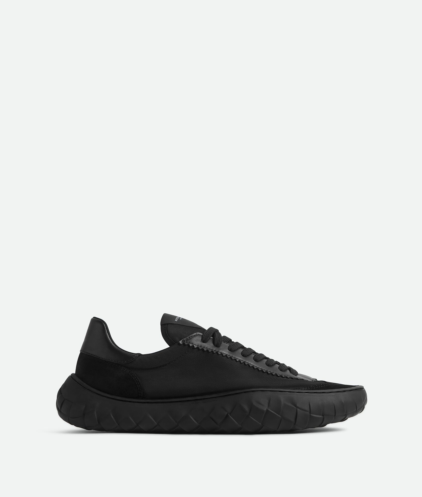 Bottega Veneta o1bcso1str0725 Explora Sneakers in Black Size US 8 / EU 41 - 1 Thumbnail