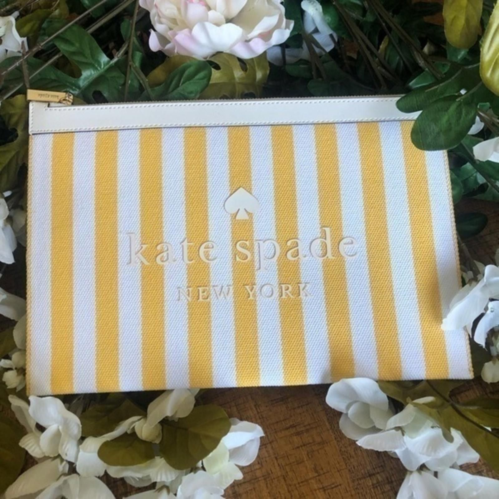 Kate Spade Kate Spade Yellow Striped Pouch NWT Size ONE SIZE - 1 Thumbnail