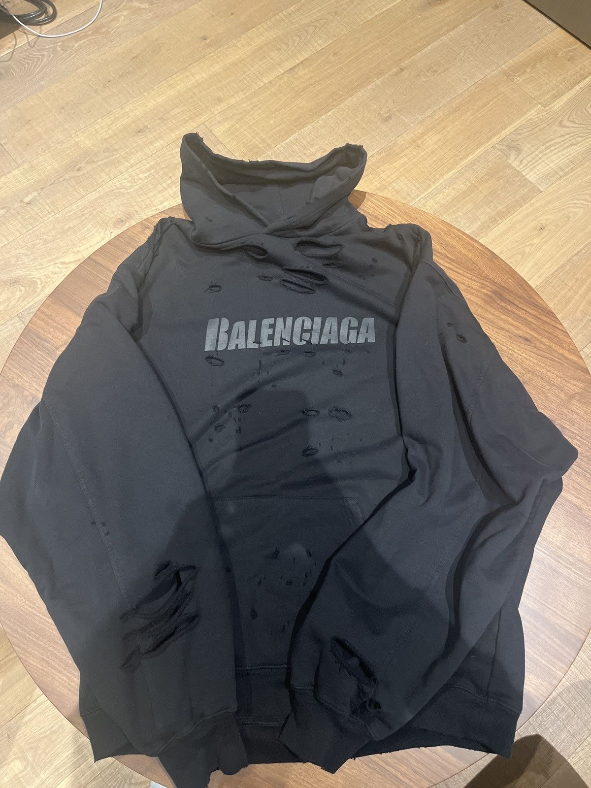 Balenciaga Balenciaga Caps Destroyed Oversize Fit Hoodie Size US XS / EU 42 / 0 - 1 Thumbnail