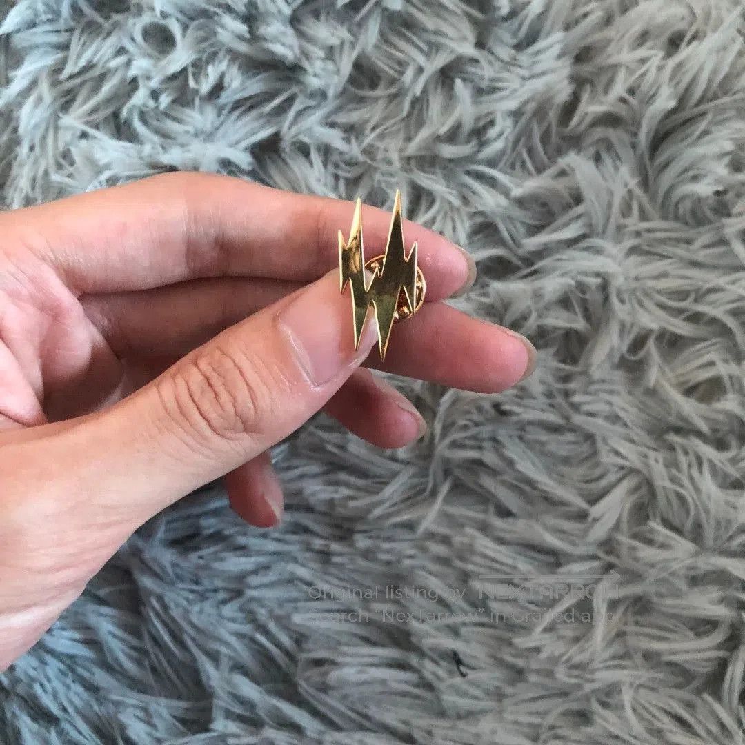 Saint Laurent Paris Saint Laurent SLP Brooch. Size ONE SIZE - 4 Thumbnail