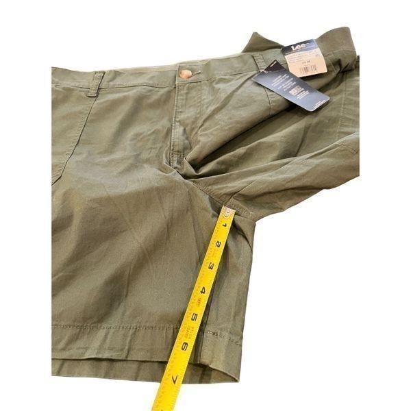 Lee Lee Riders midrise Jean Shorts size 20M Size 42" / US 20 - 4 Thumbnail