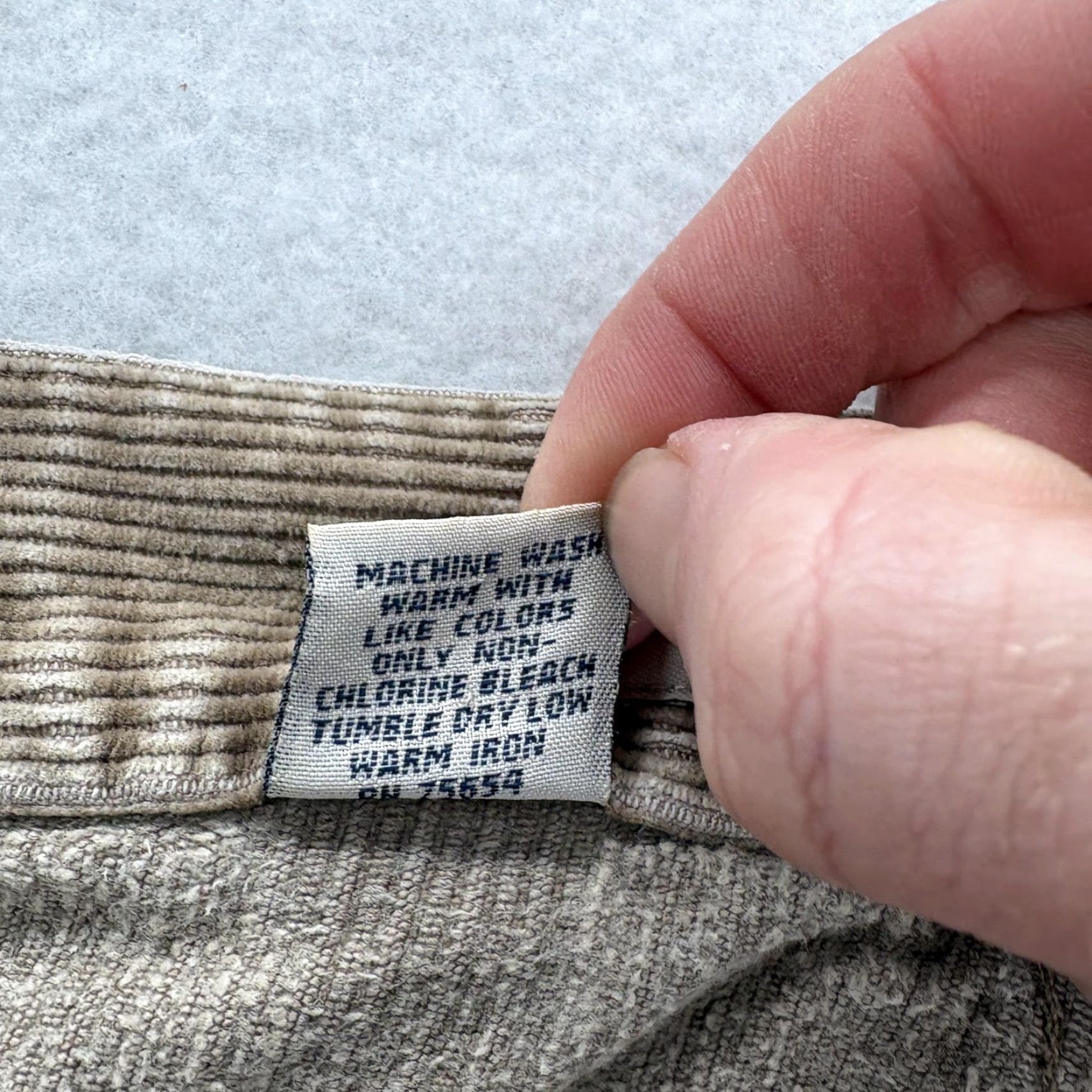Abercrombie & Fitch VINTAGE Abercrombie & Fitch Carpenter Pants Mens 34x32 Brown Corduroy Relaxed 90s Y2K Casual Workwear.png Size US 34 / EU 50 - 6 Thumbnail