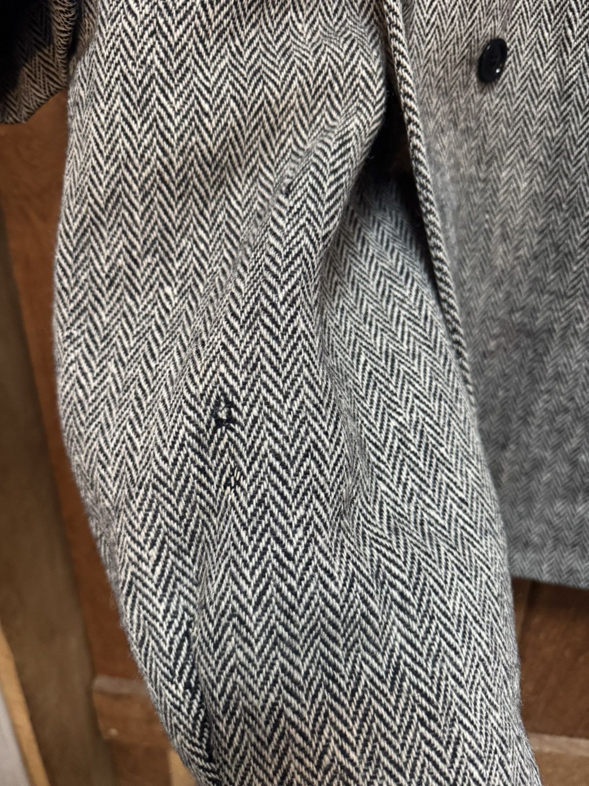 Burberry Vintage Burberry Irish Tweed Overcoat – Size 38R Medium Size US M / EU 48-50 / 2 - 8 Thumbnail