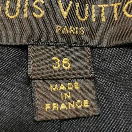 Louis Vuitton Louis Vuitton Double-Breasted Wool Jacket. Size US S / EU 44-46 / 1 - 3 Thumbnail