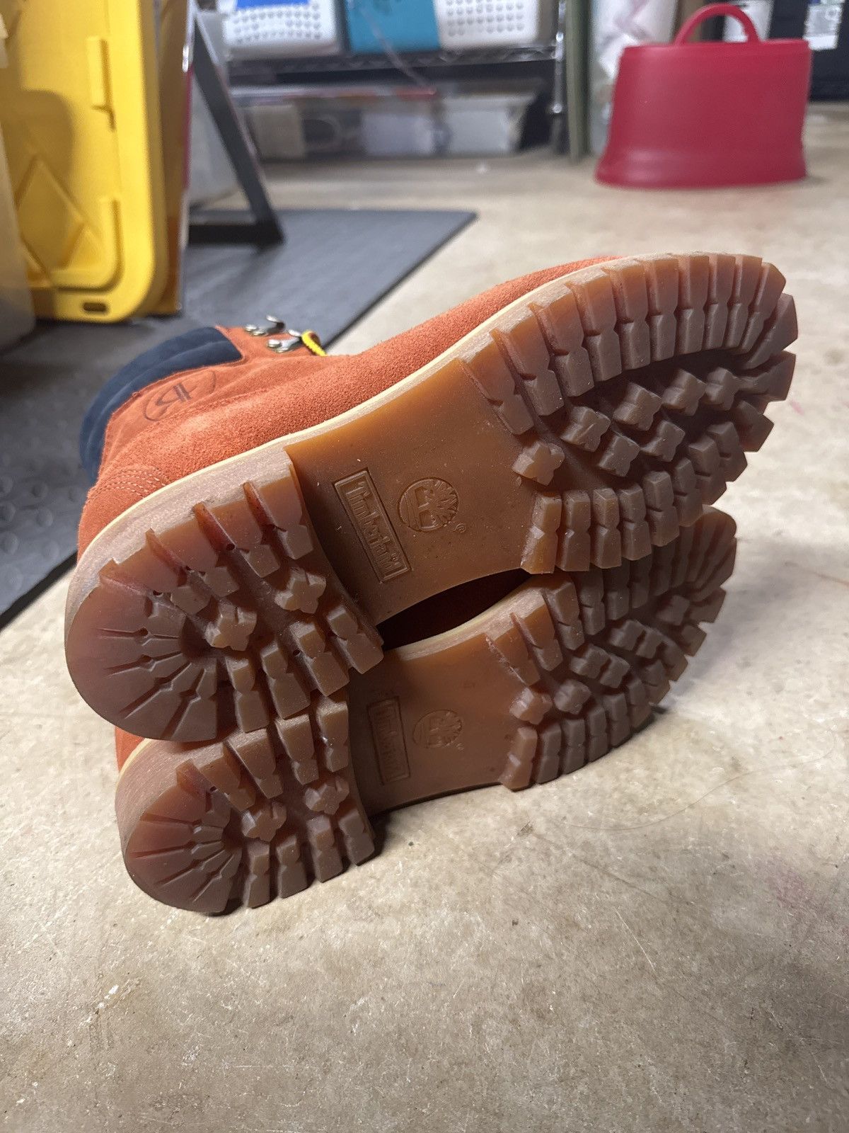 Kith × Timberland Kith Ronnie Fieg x timberland boots 6” 40 below Size US 10 / EU 43 - 3 Thumbnail