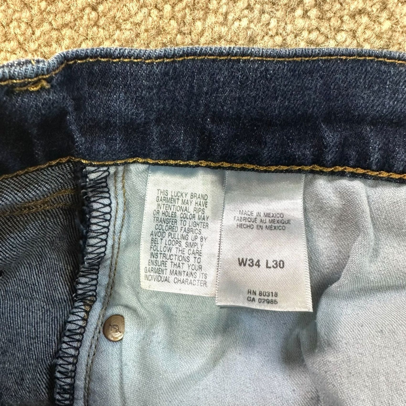 Lucky Brand Lucky Brand 181 Jeans Men’s 34x30 Blue Denim Relaxed Straight 5-Pocket Comfort Waist 34 Regular XS? No—34x30 Size US 34 / EU 50 - 5 Thumbnail