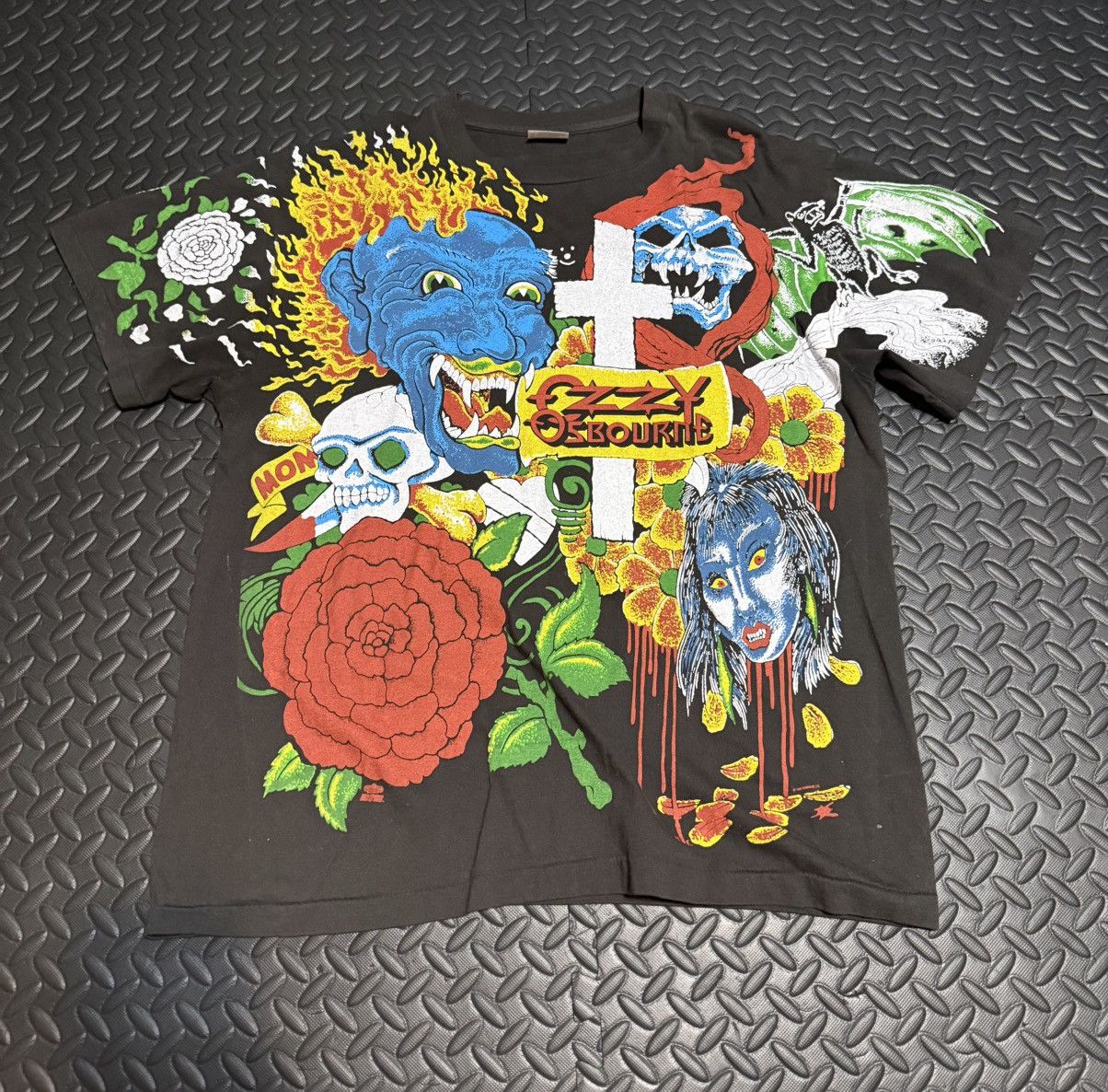 Ozzy Osbourne AOP Ozzy Osbourne Tee Size US XL / EU 56 / 4 - 1 Thumbnail