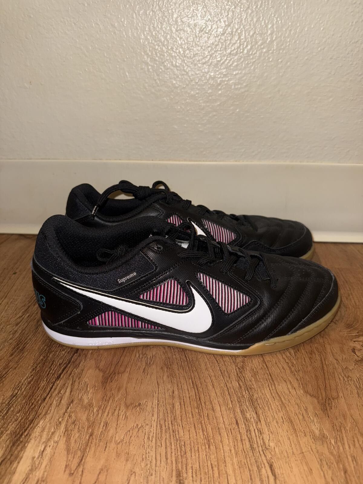 Nike Nike SB Gato Supreme Black Size US 9.5 / EU 42-43 - 1 Thumbnail