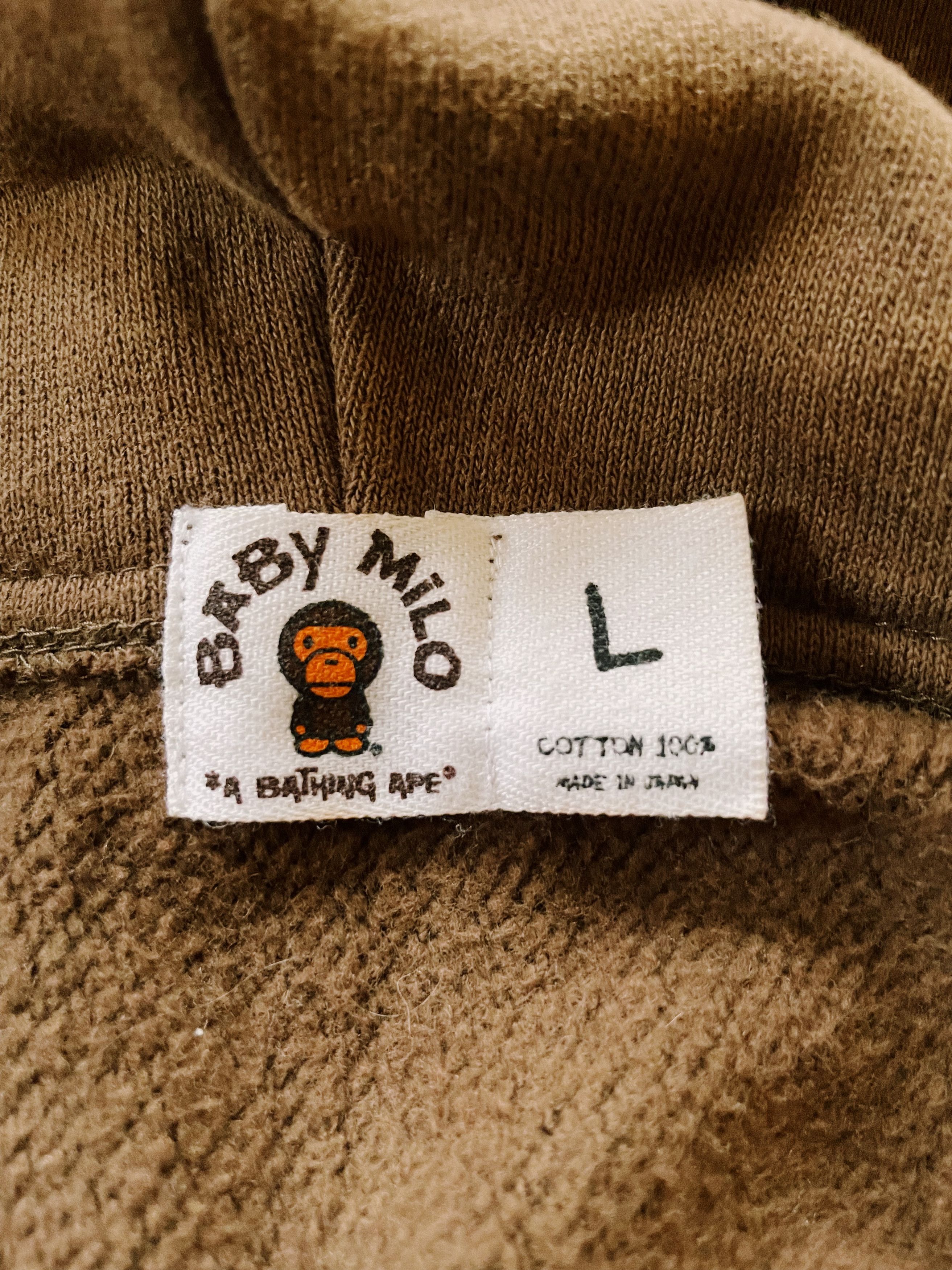 Bape Vintage Bape A Bathing Ape Baby Milo X KAWS Fullzip Hoodie Size US L / EU 52-54 / 3 - 4 Thumbnail