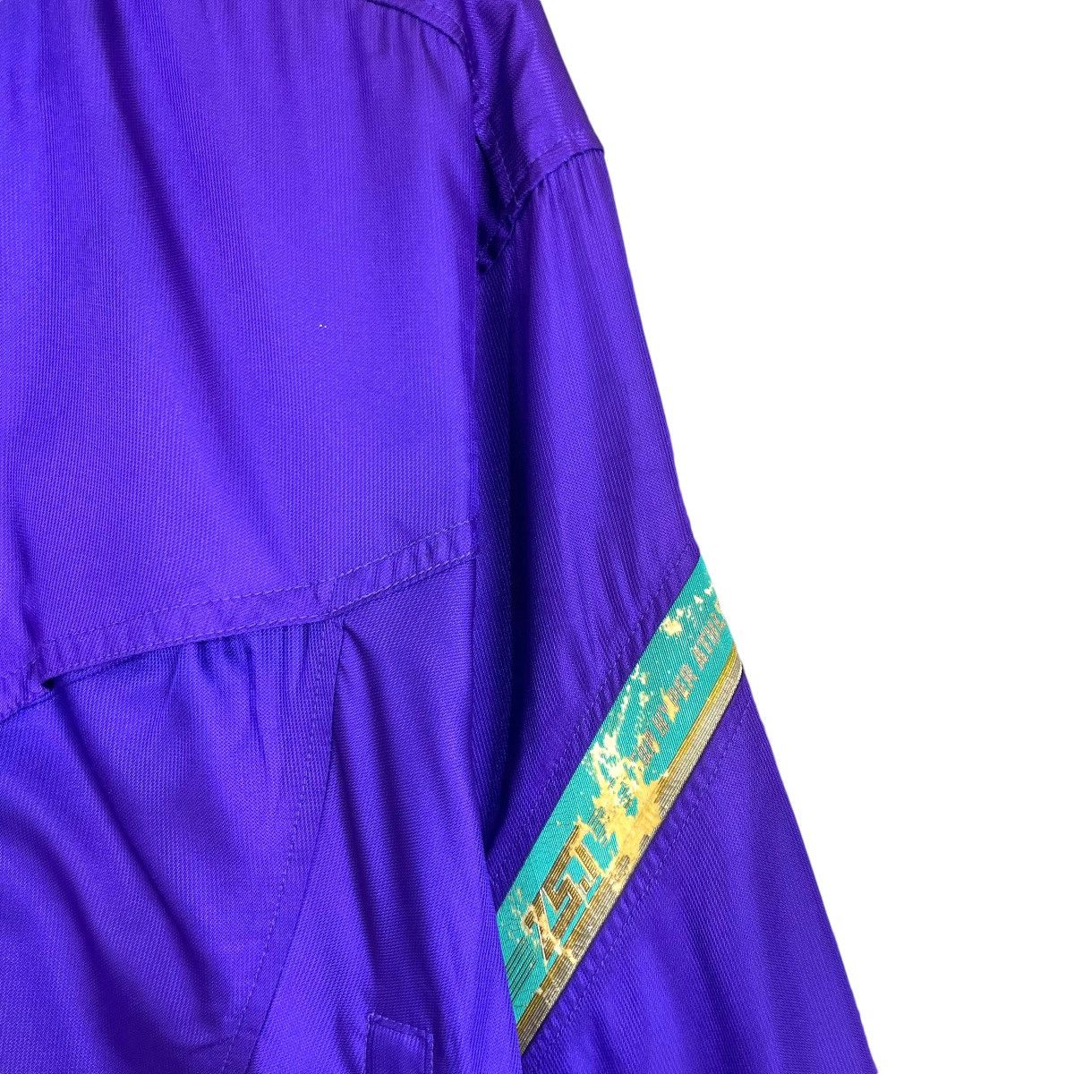 Champion Vintage 90s Champion Windbreaker Jacket Full Zipp Sportwear Size US L / EU 52-54 / 3 - 9 Thumbnail