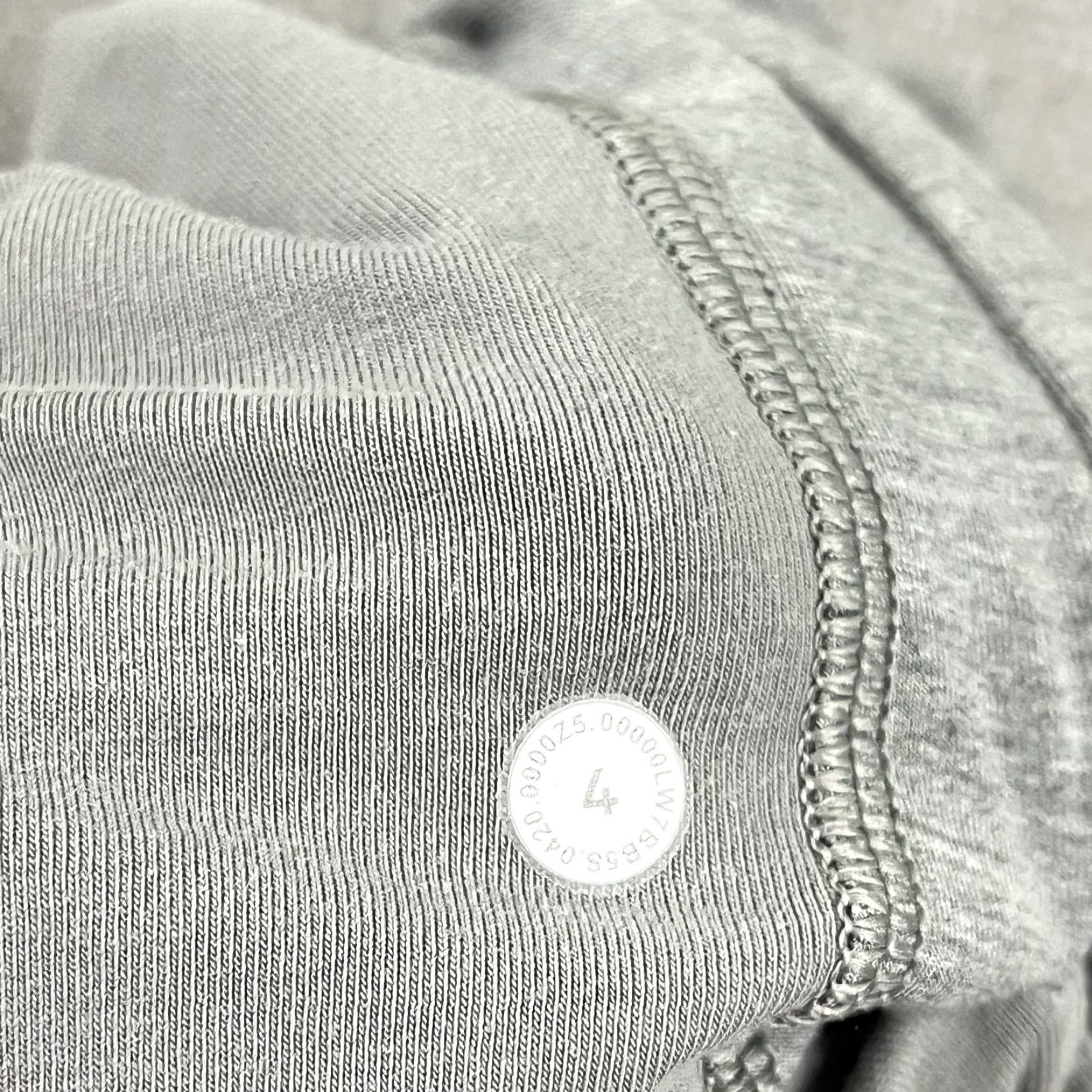 Lululemon VINTAGE Lululemon Inner Glow Shorts Shorts Womens Size 4 / Gray Lounge Sweat Active Size 26" / US 2 / IT 38 - 3 Thumbnail
