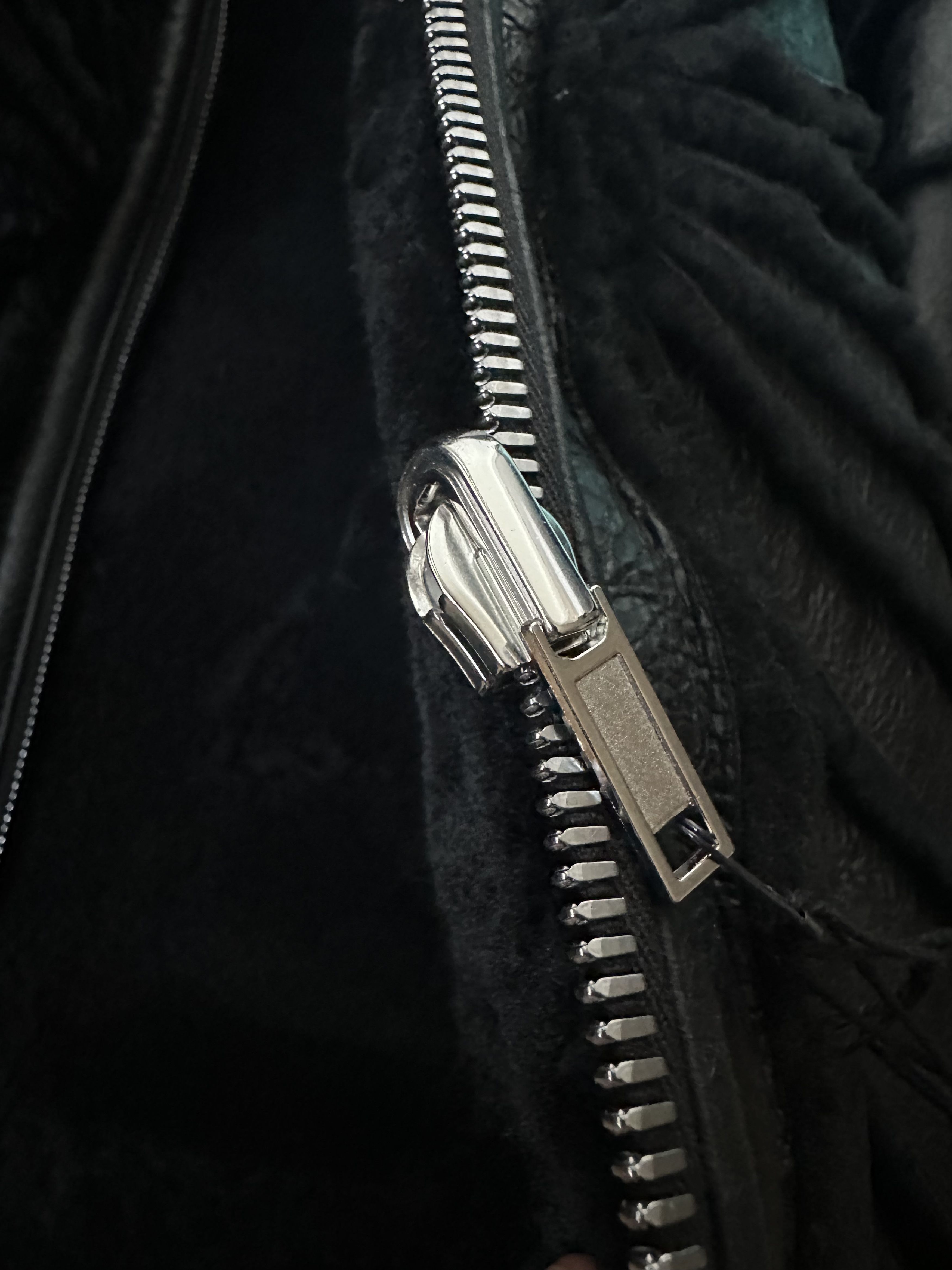 Rick Owens RICK OWENS FW23 LUXOR SEALED WINDBREAKER SHEARLING RADIANCE Size US M / EU 48-50 / 2 - 8 Thumbnail