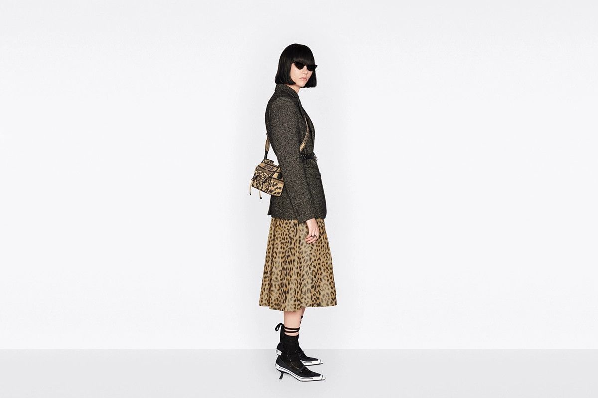 Dior o1bcso1str1124 Size: OS /Small Diorcamp Bag in Beige/Black Size ONE SIZE - 7 Thumbnail