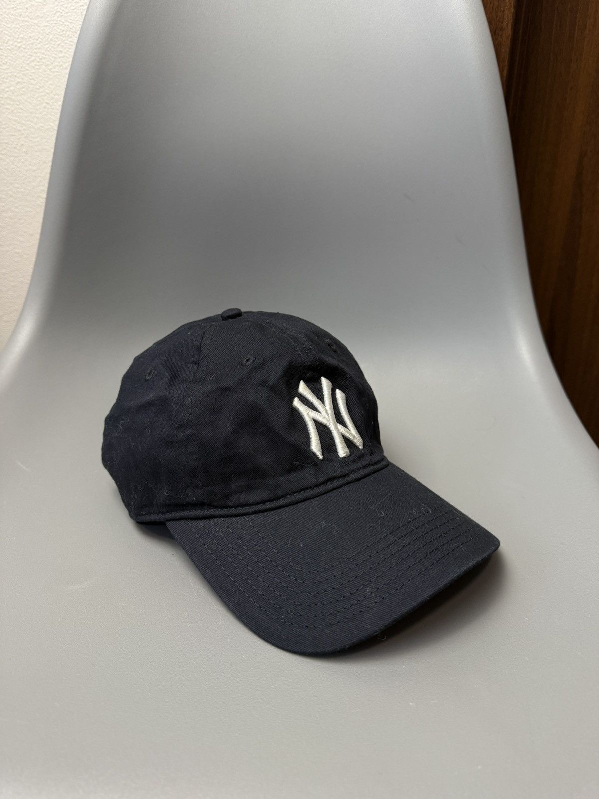 MLB Crazy Vintage Y2K New York Yankees Cap Drill Graffiti Style Size ONE SIZE - 3 Thumbnail
