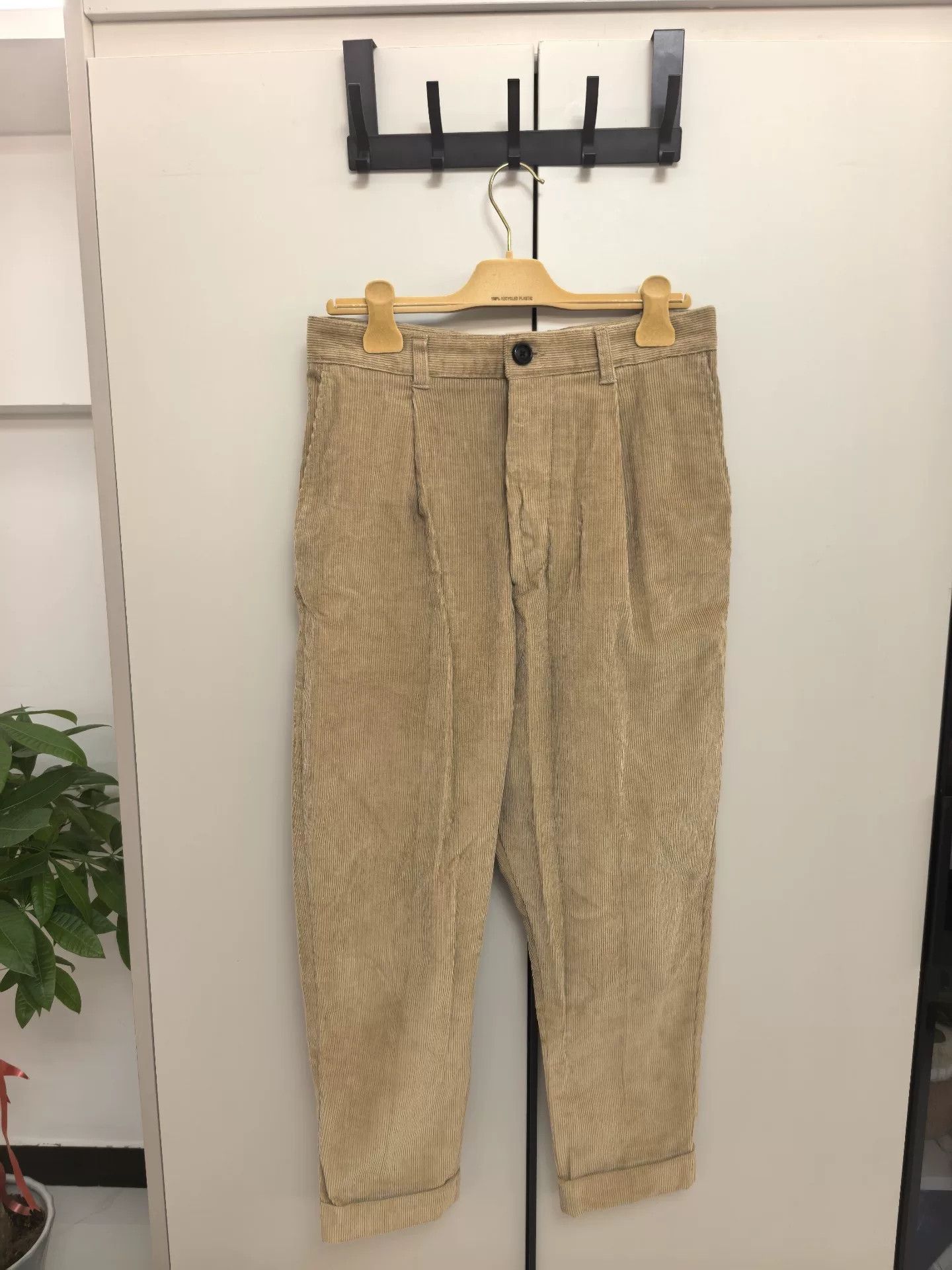 Japanese Brand AMIPARIS Solid Corduroy Ankle Trousers Size US 28 / EU 44 - 1 Thumbnail