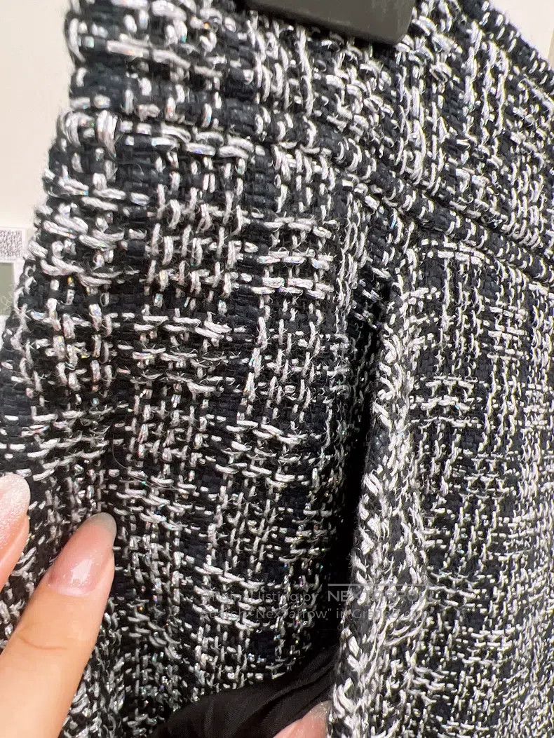 Chanel Chanel Coloured tweed shorts Size 25" / US 0 / IT 36 - 3 Thumbnail