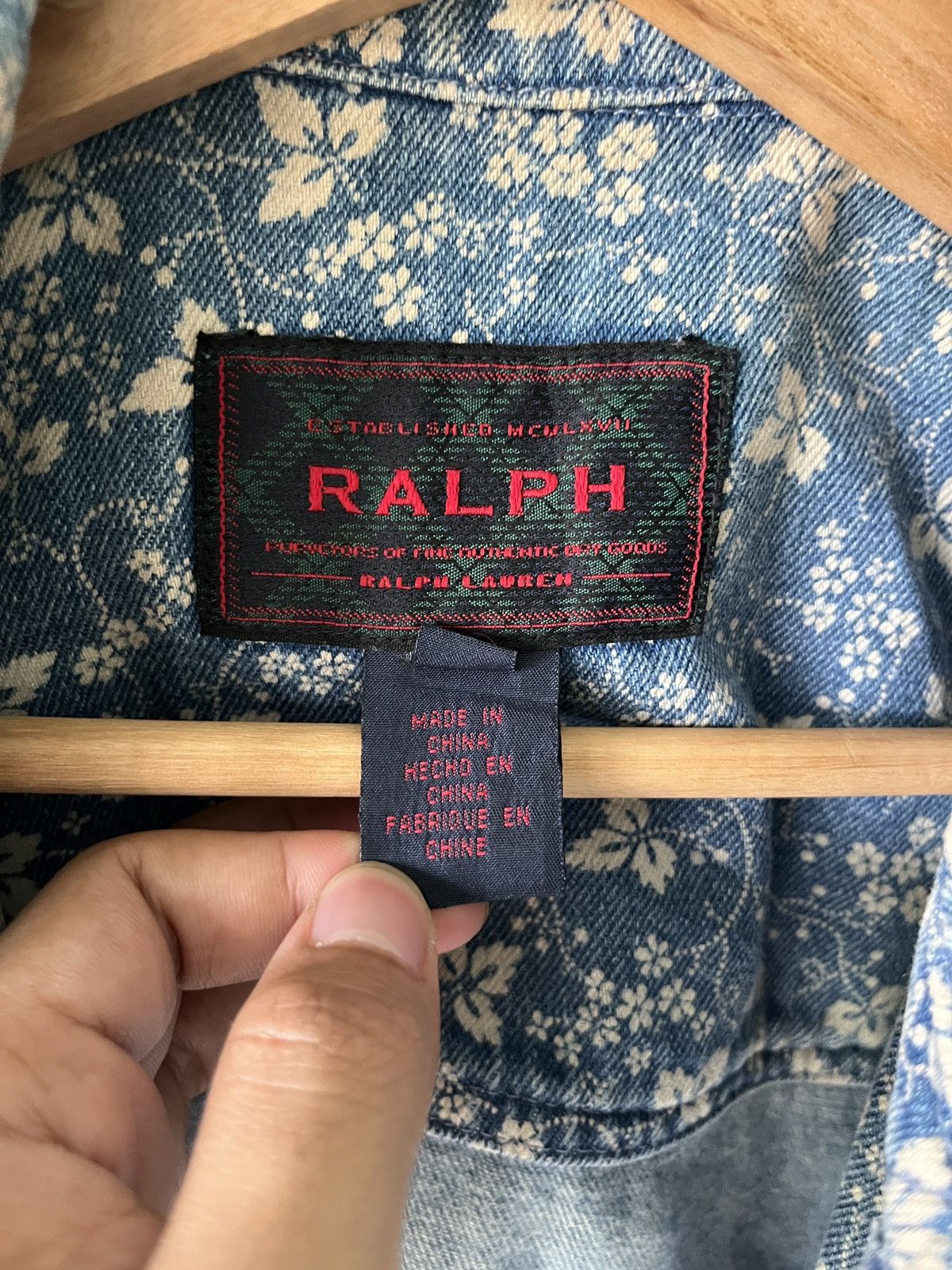Designer × Ralph Lauren × Vintage Ralph Lauren Denim Jacket Women Size M / US 6-8 / IT 42-44 - 14 Thumbnail