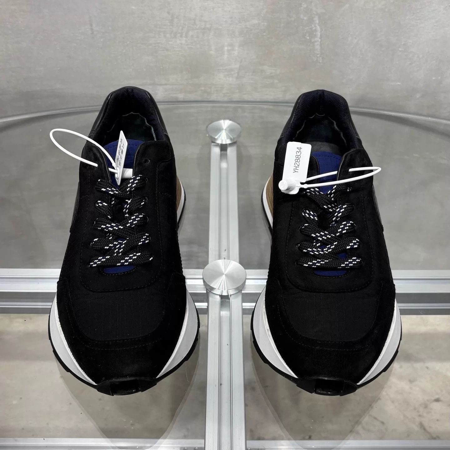 Hermes Hermes Drive Calfskin Sneakers Black Size 41 Size US 8 / EU 41 - 1 Thumbnail
