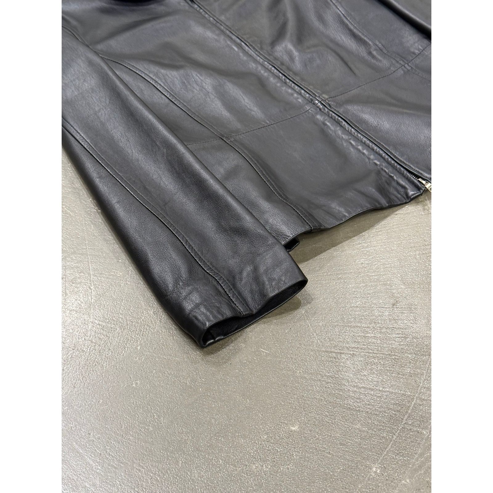Versace 1990s Gianni Versace leather zip jacket Size US L / EU 52-54 / 3 - 5 Thumbnail
