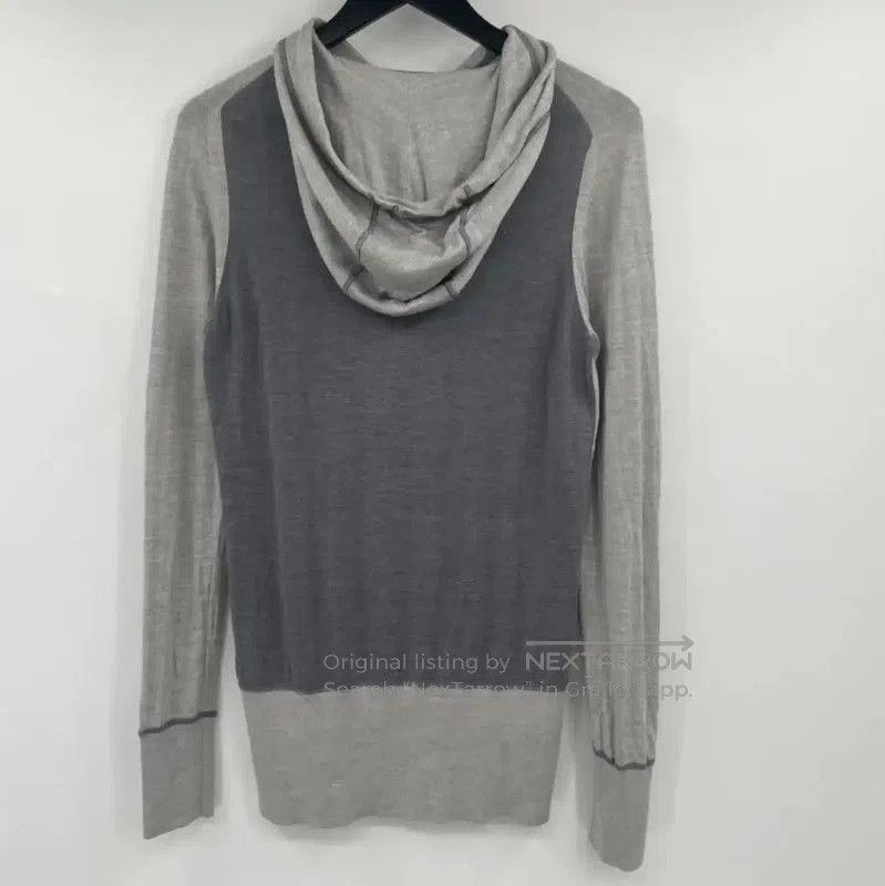 Burberry Burberry Gray Long Sleeve Hooded Knit Top. Size M / US 6-8 / IT 42-44 - 2 Thumbnail