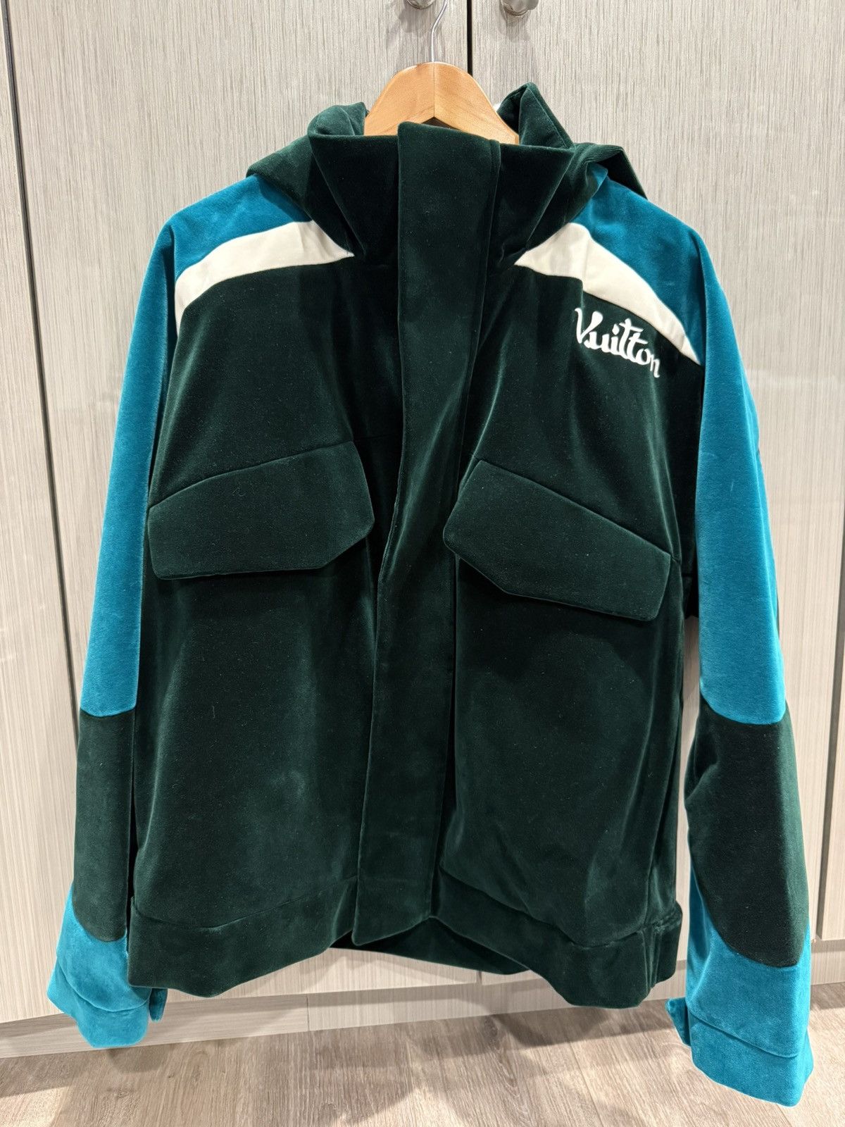 Louis Vuitton Louis Vuitton Green Blue Velour Jacket Size US XXL / EU 58 / 5 - 1 Thumbnail