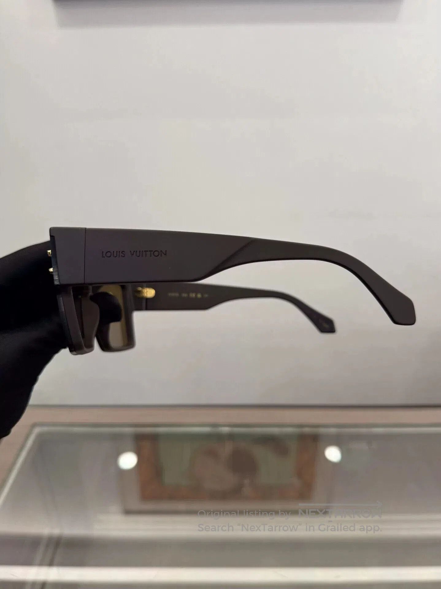 Louis Vuitton Louis Vuitton Waimea L Square Sunglasses. Size ONE SIZE - 7 Thumbnail