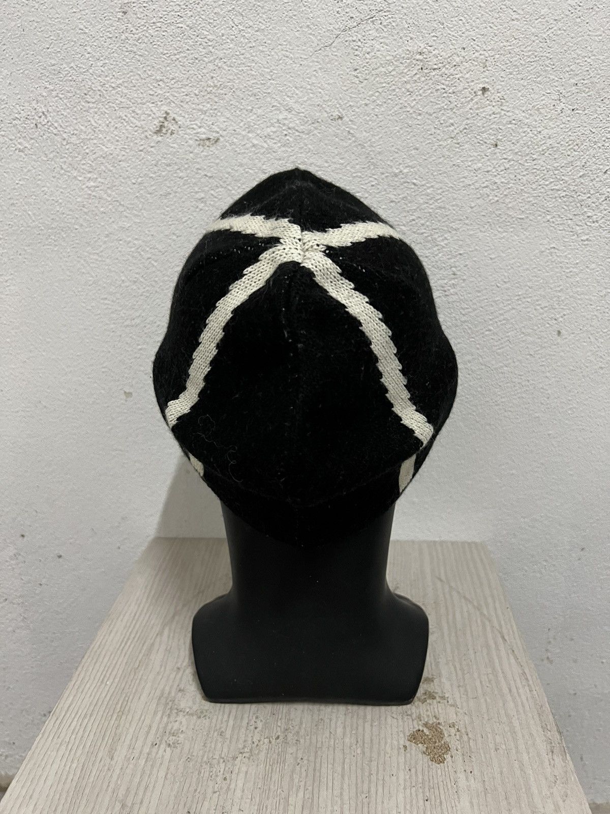 Vintage Vintage eistoor Spell Out Beanie Hat Size ONE SIZE - 5 Thumbnail