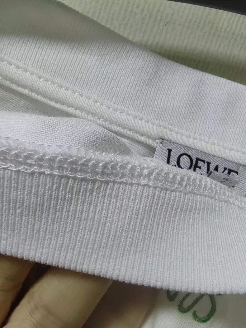 Loewe LOEWE White wide length short T Size S / US 4 / IT 40 - 7 Thumbnail