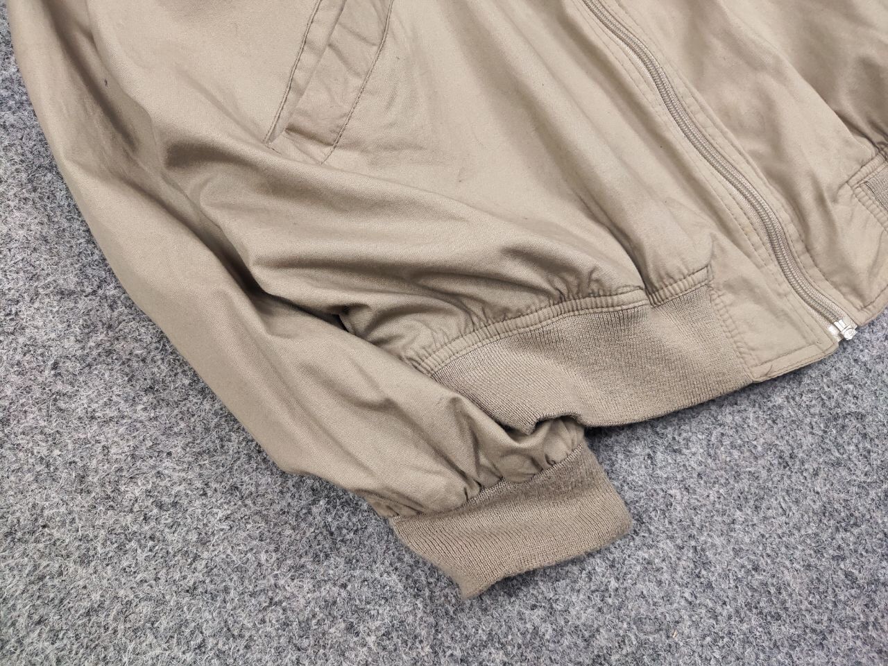 Lacoste Vintage 90's Lacoste custom double logo Beige Bomber Jacket Size US M / EU 48-50 / 2 - 6 Thumbnail
