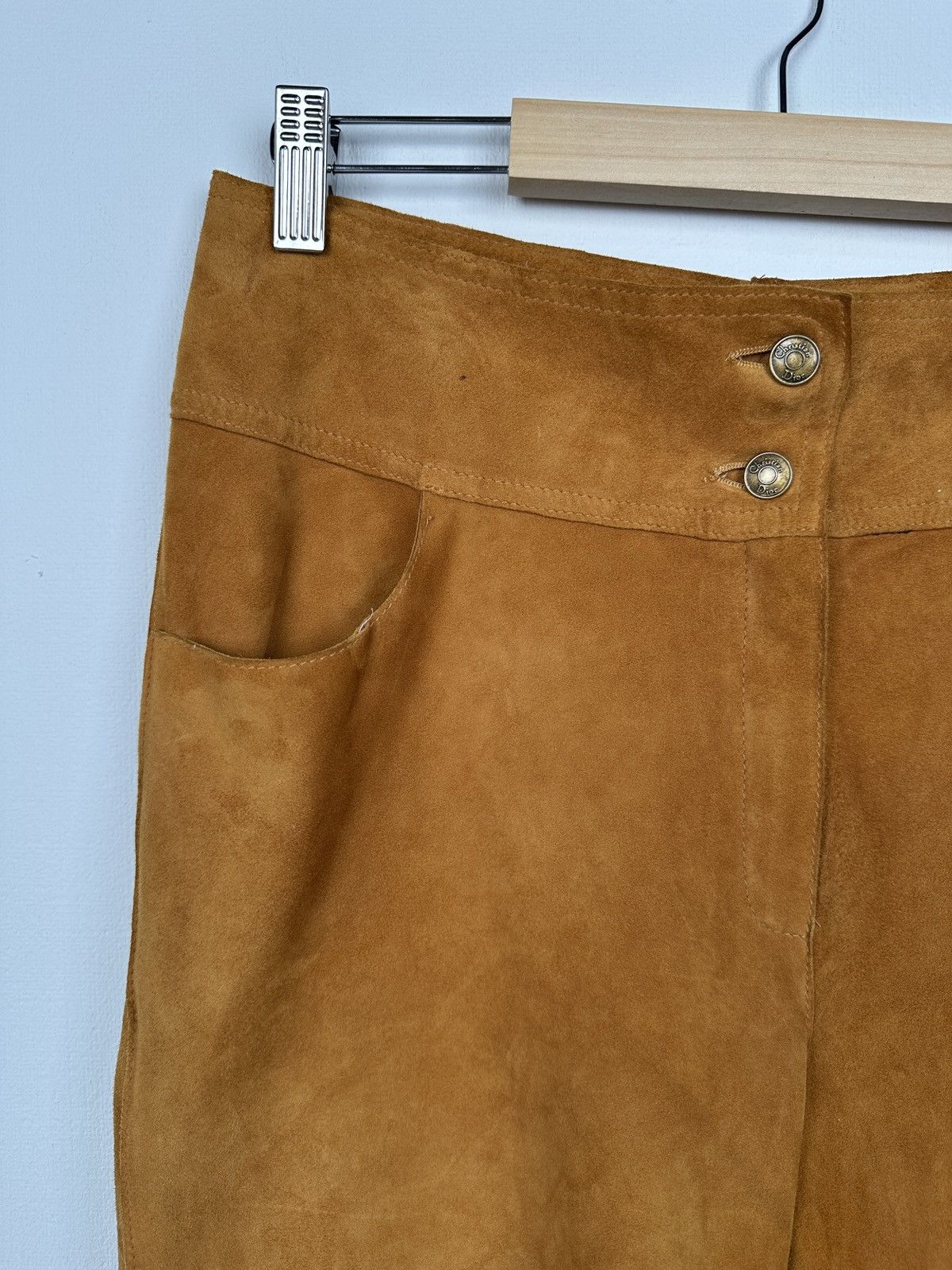 Dior SS02 CHRISTIAN DIOR JOHN GALLIANO Suede Leather Brown Shorts Size 30" / US 8 / IT 44 - 8 Thumbnail