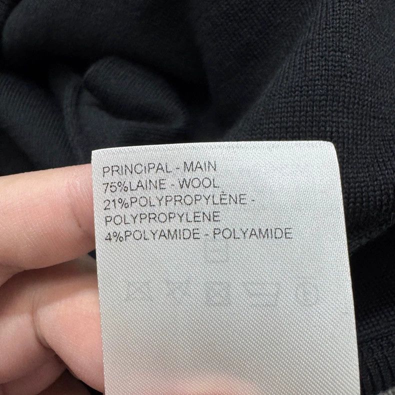 Louis Vuitton Louis Vuitton Embossed print jacket Nextarrow-2505 Size US L / EU 52-54 / 3 - 4 Thumbnail