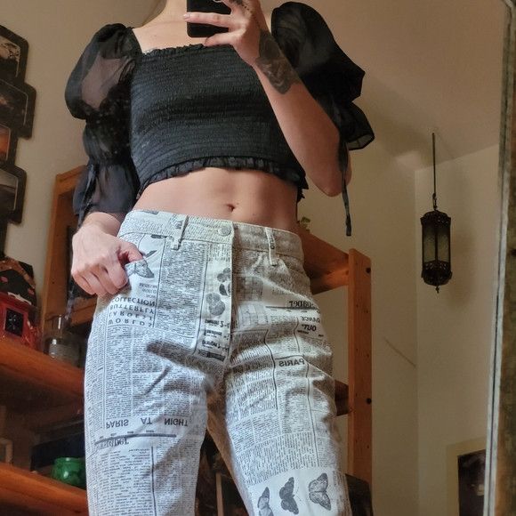 Urban Outfitters Urban Outfitters Smocked Black Crop Top Sheer Sleeve - M Size M / US 6-8 / IT 42-44 - 8 Thumbnail