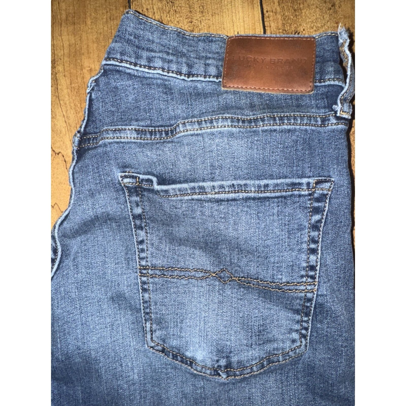 Lucky Brand VINTAGE Lucky Brand 221 Straight Jeans Men’s 34x30 Blue Denim Mid Rise Classic Fit Size US 34 / EU 50 - 2 Thumbnail