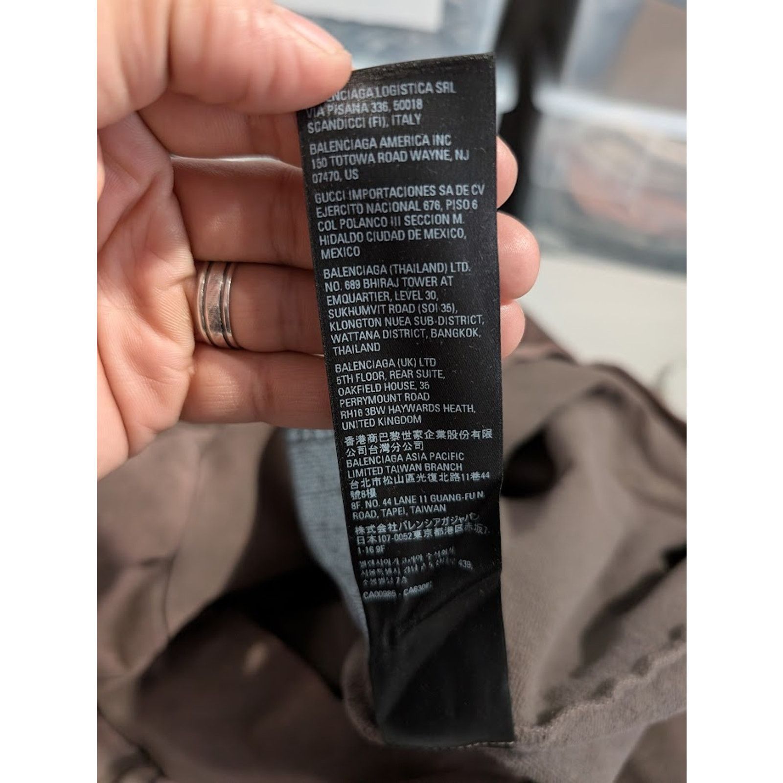 Balenciaga o1rshd1 Oversize Hoodie in Brown Size US S / EU 44-46 / 1 - 19 Thumbnail